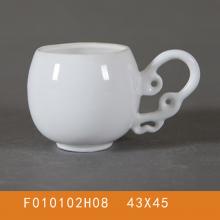 小带把杯